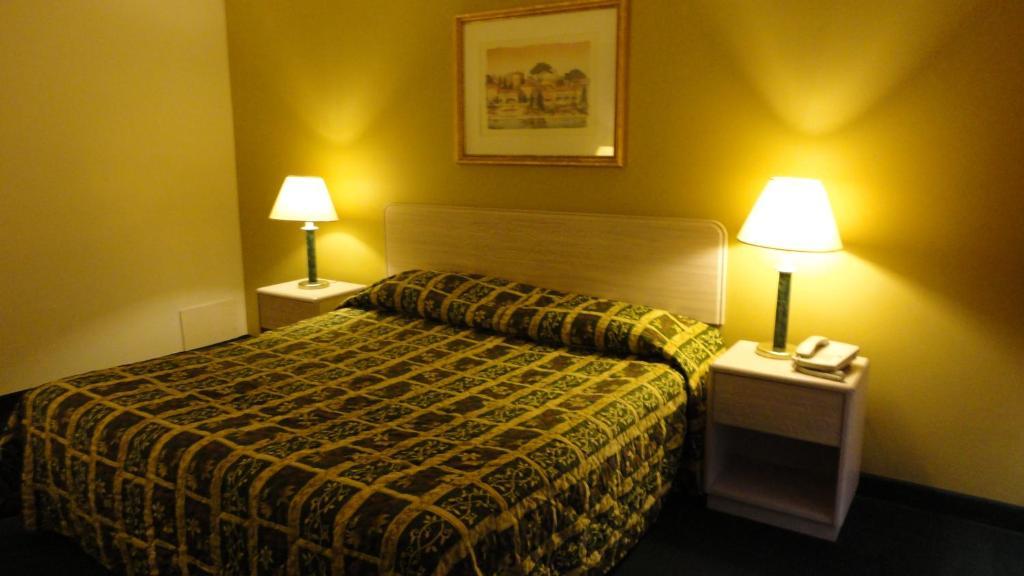 Imperial 400 Motor Inn Needles Quarto foto